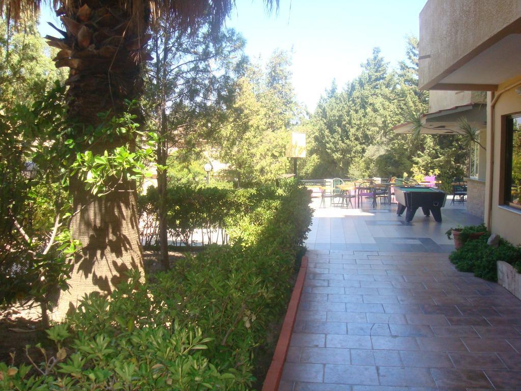 Aparthotel Achousa