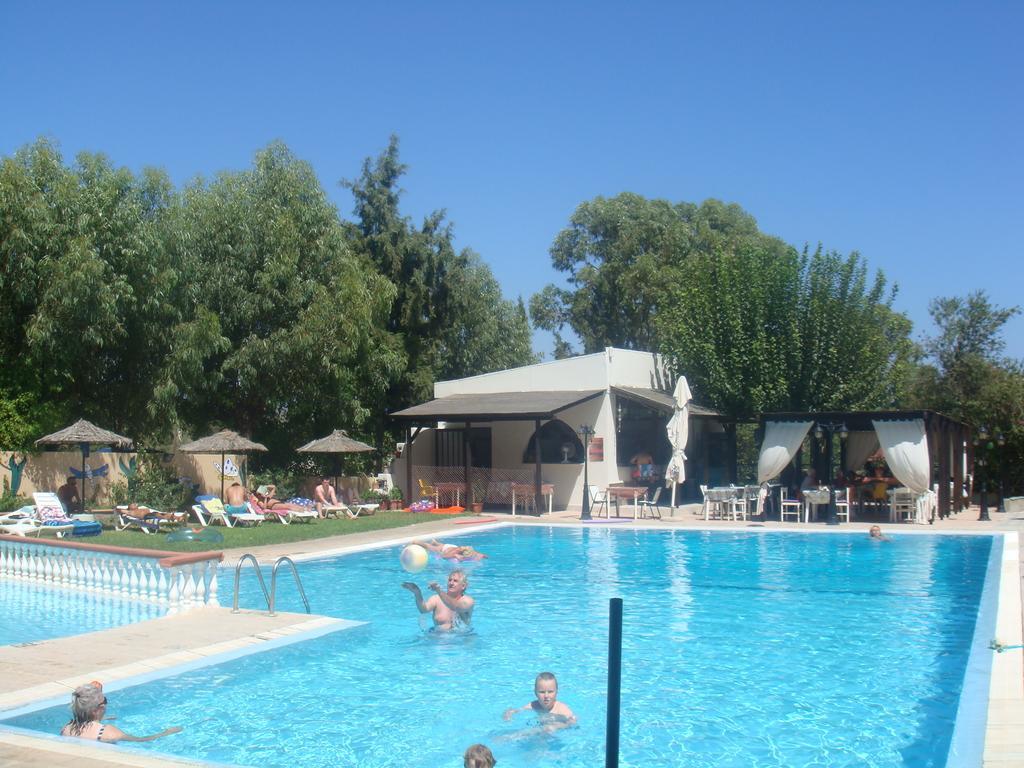 Achousa