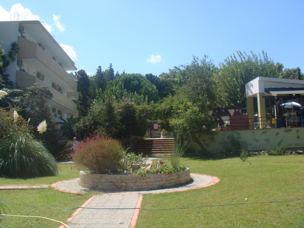 Achousa Фалираки